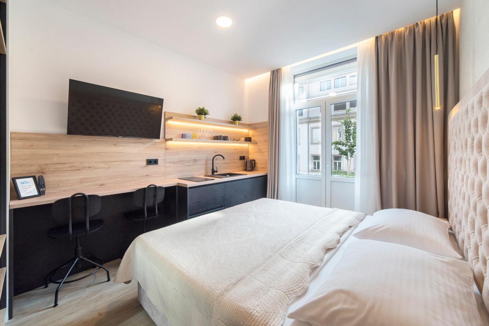 Evita Accommodation Zagreb Bagian luar foto